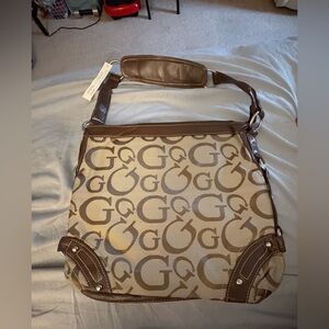 NWT- G LOGO Chic Monogram 
laptop & tote  Bag